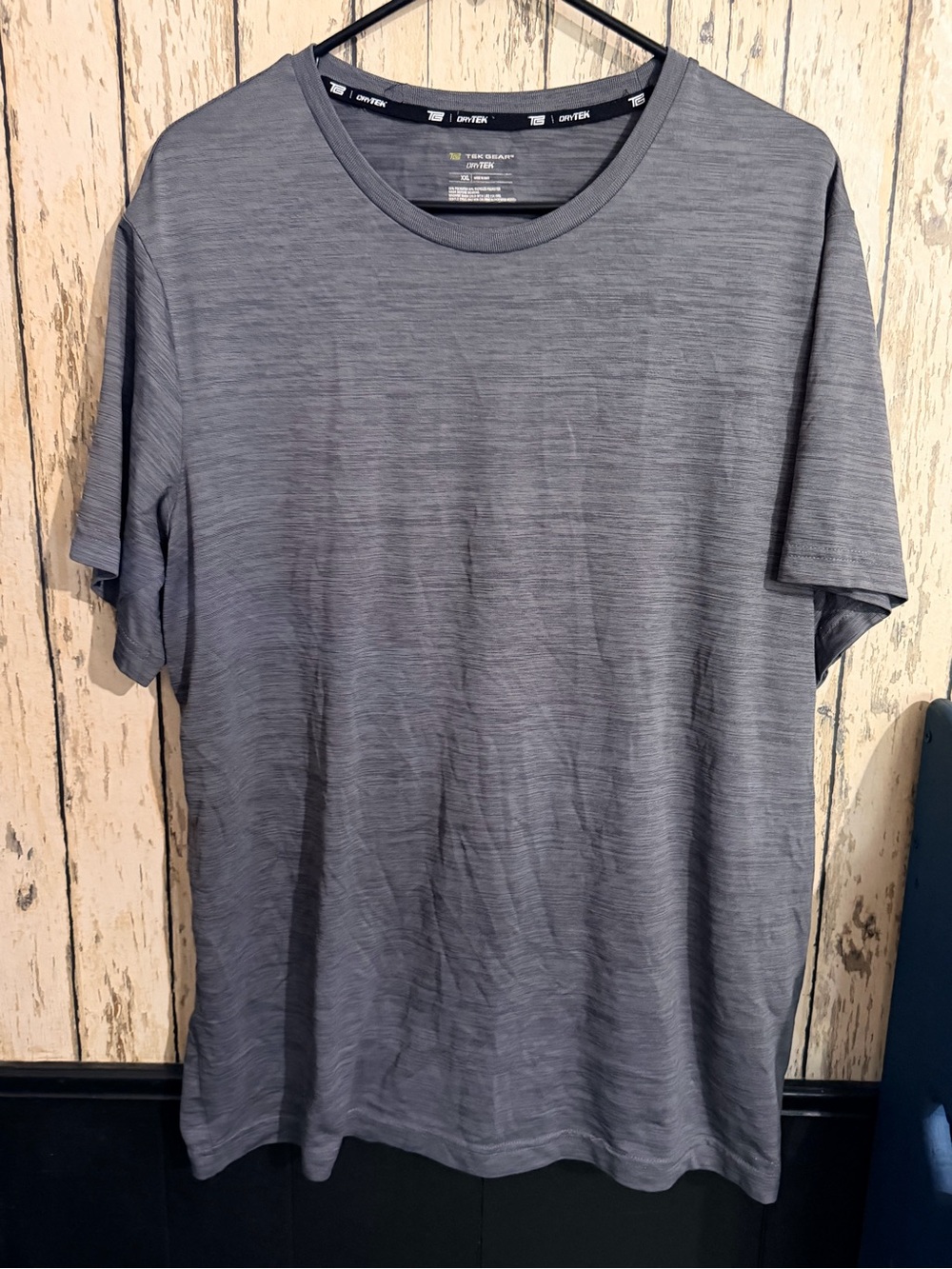 tek gear Men's Heather Gray Short-Sleeve Crewneck Tee